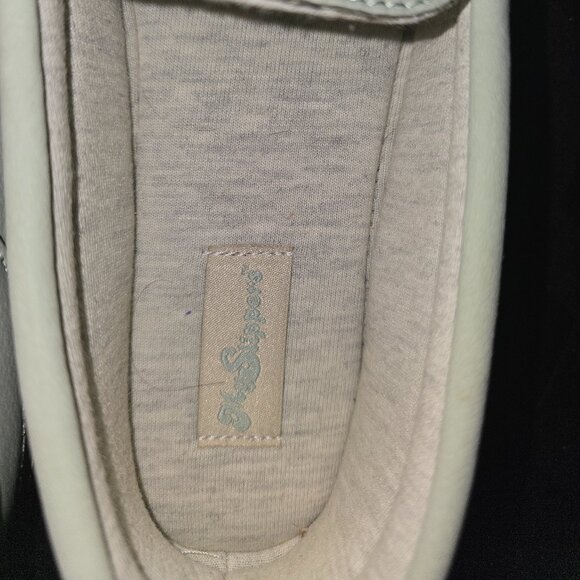 MySlippers by MyPillow; Moccasin Slippers, Women size 9, Light Green - Picture 3 of 5